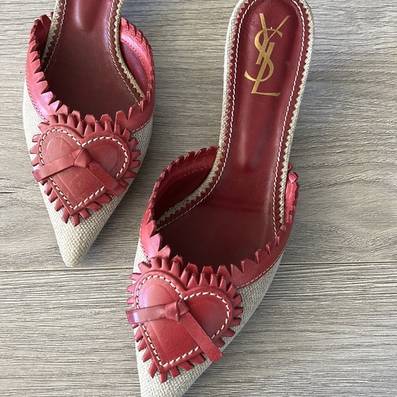 YSL Heart Kitten Heel *Limited Edition* - Picture 3 of 4